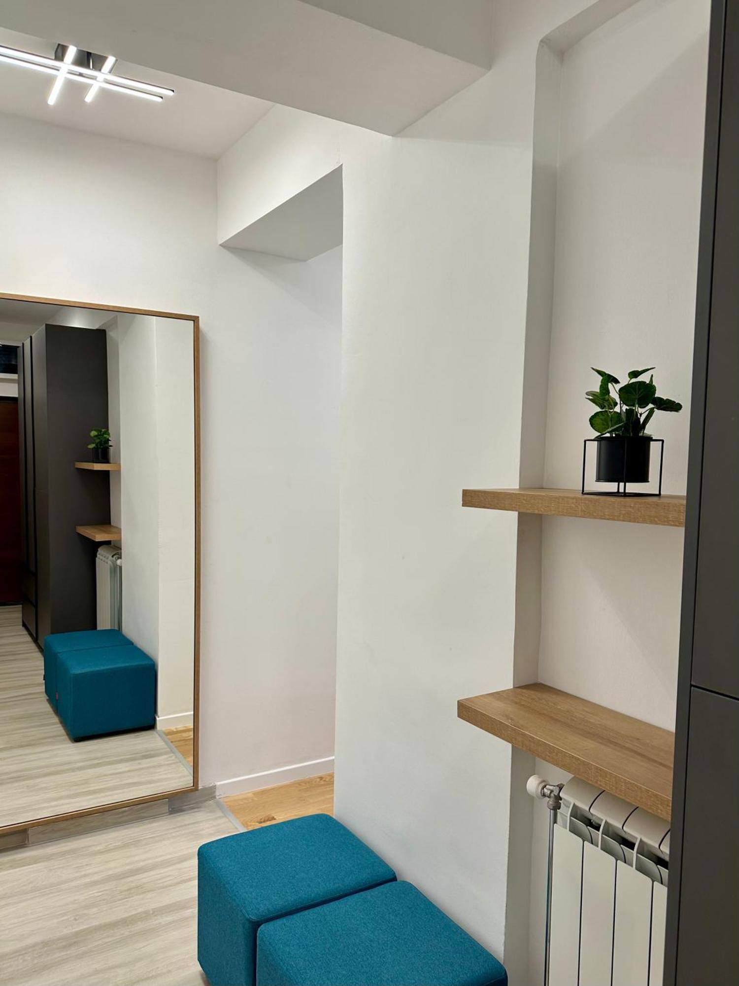 Downtown Riverside Apartments Скоп'є Екстер'єр фото